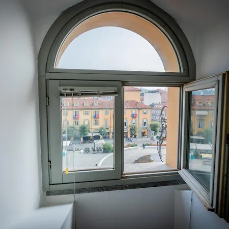 Piazza Michele Ferrero - Sulla Piazza Alba