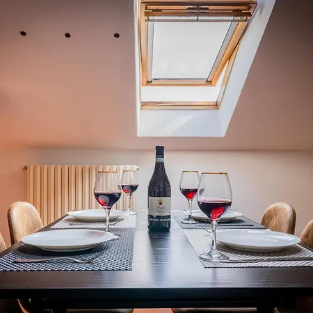 Piazza Michele Ferrero - Sulla Piazza Apartman *