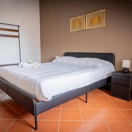 Piazza Michele Ferrero - Sulla Piazza Alba (Piedmont)