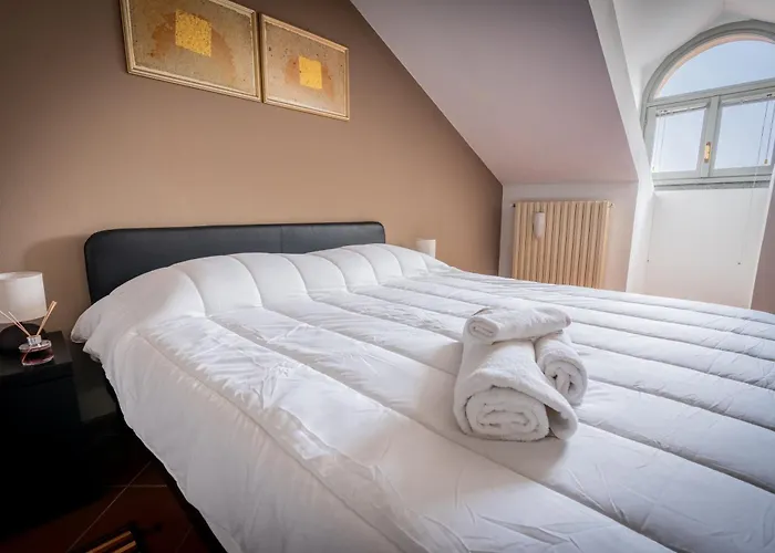 Appartamento Piazza Michele Ferrero - Sulla Piazza *