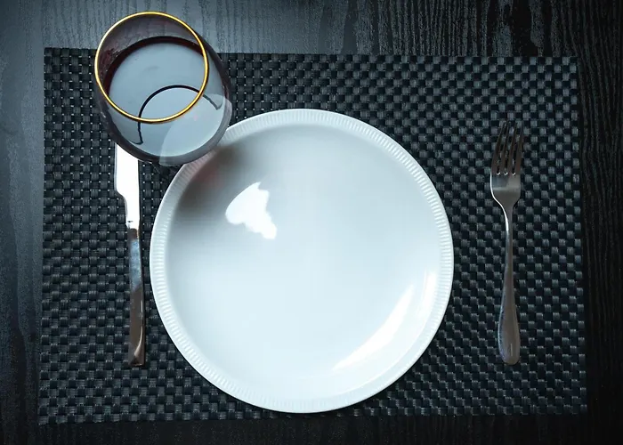 Piazza Michele Ferrero - Sulla Piazza