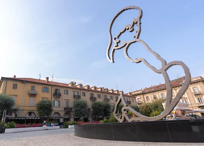 Piazza Michele Ferrero - Sulla Piazza Appartamento